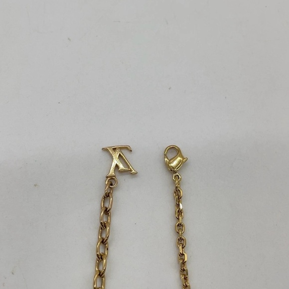 Auth Louis Vuitton Collier Gamble
Swarovski GD Bracelet. Model M65209 - Picture 10 of 12